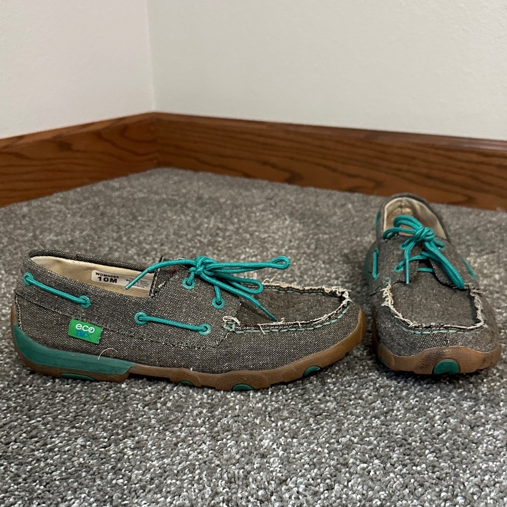 Women’s Twisted X Eco Moccasins with Teal Accents